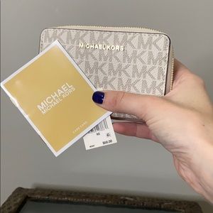 NWT Michael Kors wallet